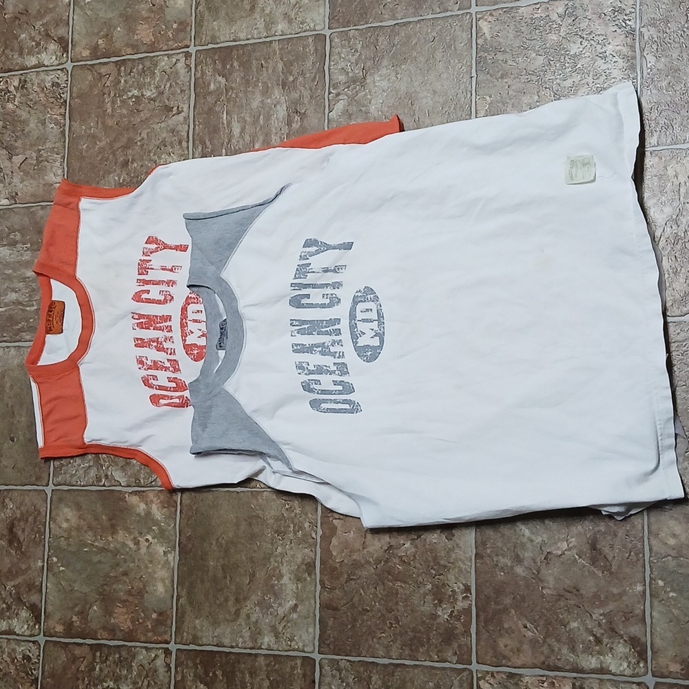 2 Ocean City Sleeveless Shirts Gray Orange White graphic size XXL